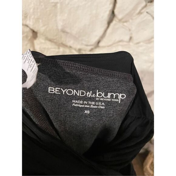 Beyond yoga beyond the bump heathered grey maternity leggings size XS - Picture 3 of 4